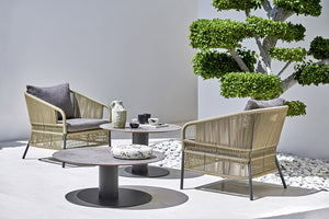 
                  
                    The Design Gallery - Varaschin Outdoor Furniture: Big Coffee Table
                  
                