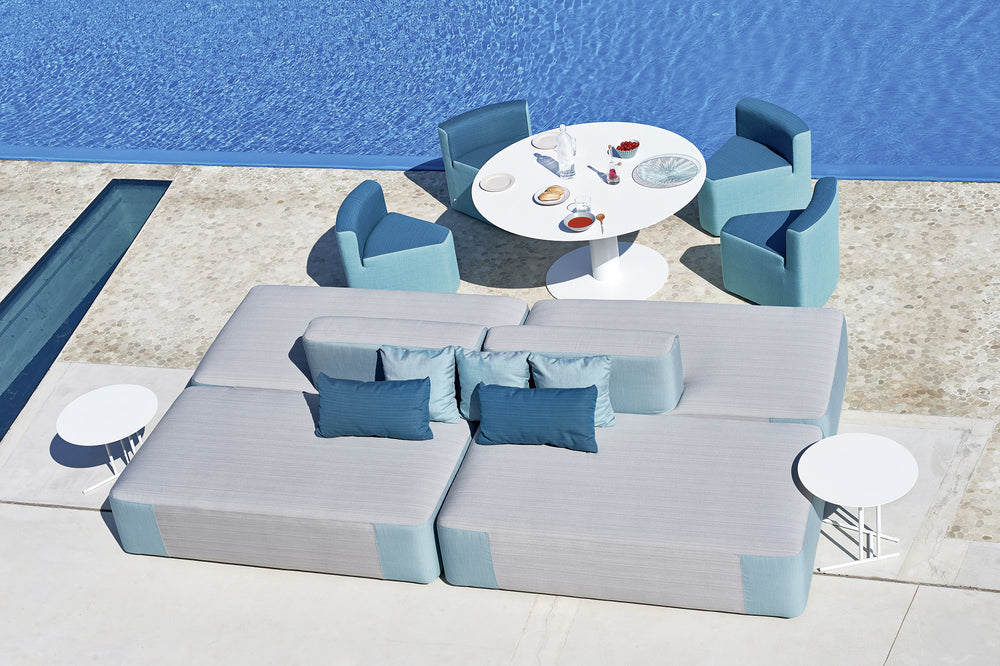 
                  
                    The Design Gallery - Varaschin Outdoor Furniture: In & Out Dining Armchair
                  
                