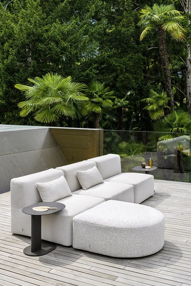 
                  
                    The Design Gallery - Varaschin Outdoor Furniture: Plinto 1 Coffee Table
                  
                